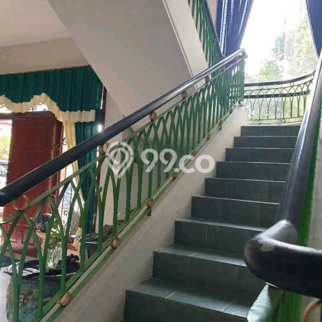 Dijual Rumah Premium dengan Fasilitas Sekitar Lengkap di Rungkut, Surabaya Dijual Rumah Premium dengan Fasilitas Sekitar Lengkap di Rungkut, Surabaya