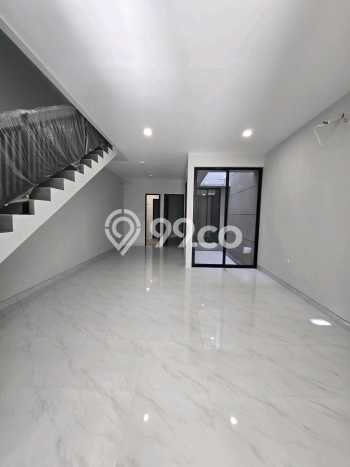 Dijual Cepat Rumah Bagus Siap Huni LB 180m2 di Rungkut, Surabaya Dijual Cepat Rumah Bagus Siap Huni LB 180m2 di Rungkut, Surabaya