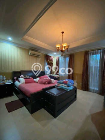 For Sale Rumah Elit Exclusive di Rungkut, Surabaya For Sale Rumah Elit Exclusive di Rungkut, Surabaya