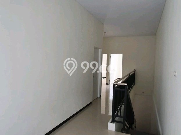 Jual Rumah Favorit Siap Huni LB 200m2 di Sukolilo, Surabaya Jual Rumah Favorit Siap Huni LB 200m2 di Sukolilo, Surabaya
