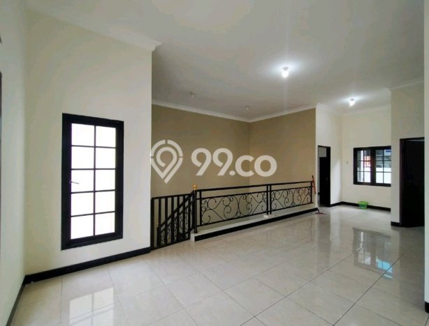 Hunian Mewah Siap Huni LT 150m2 di Mulyorejo, Surabaya Hunian Mewah Siap Huni LT 150m2 di Mulyorejo, Surabaya