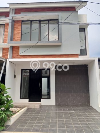 For Sale Rumah 2 Kamar Lokasi Strategis Nyaman dan Strategis di Pondok Aren For Sale Rumah 2 Kamar Lokasi Strategis Nyaman dan Strategis di Pondok Aren