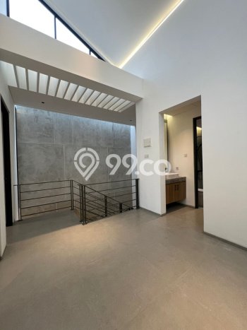 Hot Offer Hunian Mewah Ideal dan Luas di BSD, Tangerang Selatan Hot Offer Hunian Mewah Ideal dan Luas di BSD, Tangerang Selatan