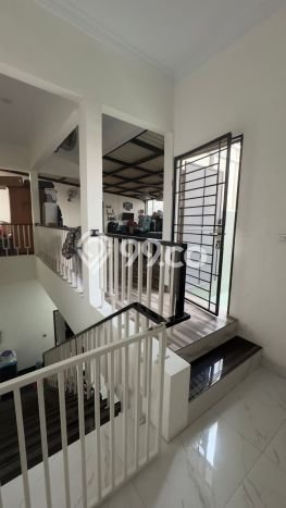 Dijual Rumah Mewah Exclusive di Kebon Jeruk, Jakarta Barat Dijual Rumah Mewah Exclusive di Kebon Jeruk, Jakarta Barat
