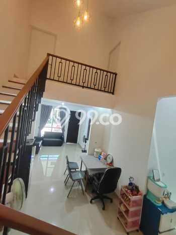 Disewakan Rumah Konsep Modern di Karawaci Tangerang dengan 4 KT Disewakan Rumah Konsep Modern di Karawaci Tangerang dengan 4 KT