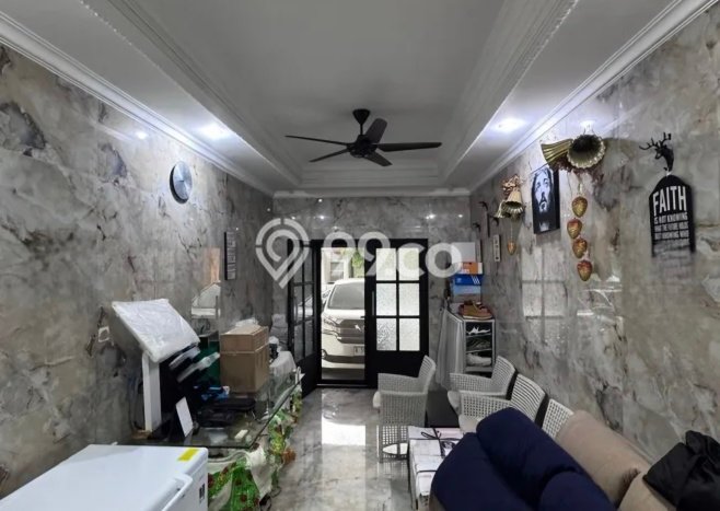 Rumah Elit Modern Tanpa Renovasi di BSD Green Wich Tangerang Rumah Elit Modern Tanpa Renovasi di BSD Green Wich Tangerang