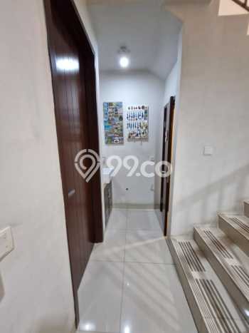Rumah Luxury Modern Siap Huni di BSD Eminent Tangerang Rumah Luxury Modern Siap Huni di BSD Eminent Tangerang
