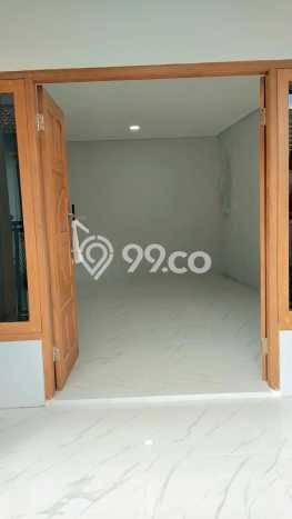 Lokasi strategis! Rumah siap pakai disewakan di Mlati LB 168m2 Lokasi strategis! Rumah siap pakai disewakan di Mlati LB 168m2