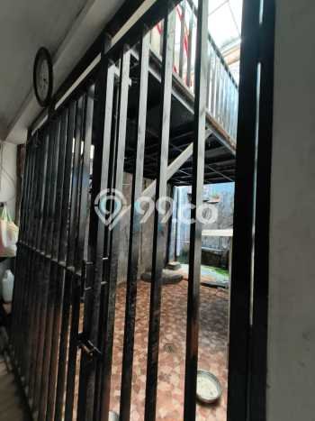 Rumah Luas Asri 3 KT Siap Huni di Manyaran Semarang Rumah Luas Asri 3 KT Siap Huni di Manyaran Semarang
