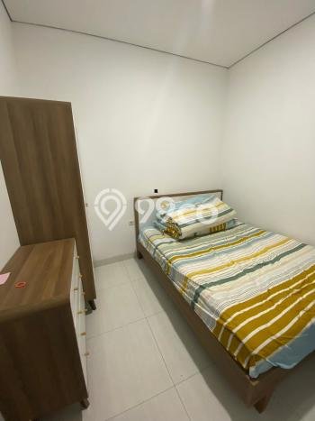 Lokasi strategis! Rumah siap pakai dikontrakkan di Ngaglik LB 140m2 Lokasi strategis! Rumah siap pakai dikontrakkan di Ngaglik LB 140m2