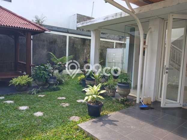 Rumah Kontrakan Bogor LT 300m2 LB 200m2 Kawasan Sentul City Rumah Kontrakan Bogor LT 300m2 LB 200m2 Kawasan Sentul City