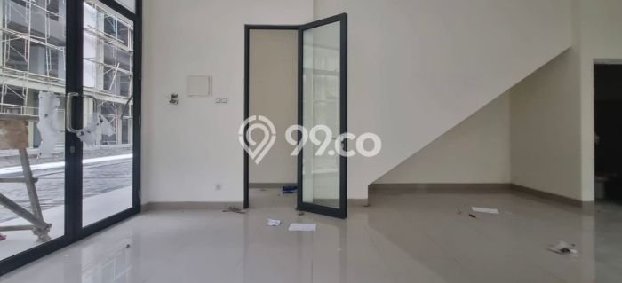 Ruko Dijual di Prime Area Tangerang Luas 100m2 Ruko Dijual di Prime Area Tangerang Luas 100m2