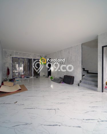 Rumah Elit Modern Siap Huni di Meruya Jakarta Barat Rumah Elit Modern Siap Huni di Meruya Jakarta Barat