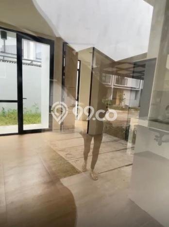 For Sale Rumah 3 Kamar Lokasi Strategis Nyaman dan Strategis di Karawaci For Sale Rumah 3 Kamar Lokasi Strategis Nyaman dan Strategis di Karawaci