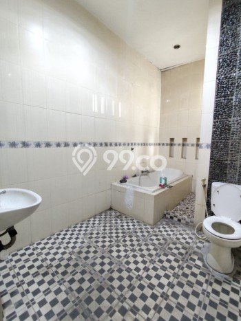 Unit Kantor Disewa Lokasi Umbulharjo, Yogyakarta Spesifikasi Luas Bangunan 562m2 Unit Kantor Disewa Lokasi Umbulharjo, Yogyakarta Spesifikasi Luas Bangunan 562m2