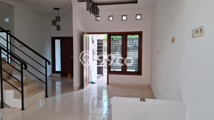 Hunian Cantik Modern Lb 150m2 di Ngaglik, Sleman Hunian Cantik Modern Lb 150m2 di Ngaglik, Sleman