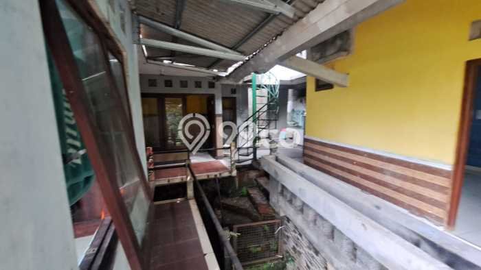 Rumah Strategis Modern Lb 100m2 di Tegalrejo, Yogyakarta Rumah Strategis Modern Lb 100m2 di Tegalrejo, Yogyakarta