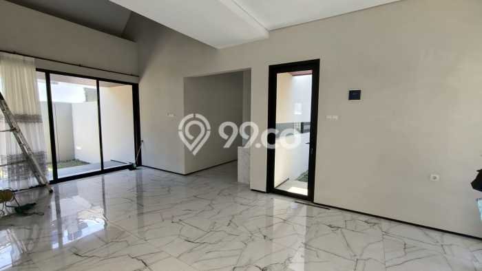 Rumah Bagus Siap Huni Di Ngaglik Luas 130m2 Lokasi Strategis Rumah Bagus Siap Huni Di Ngaglik Luas 130m2 Lokasi Strategis