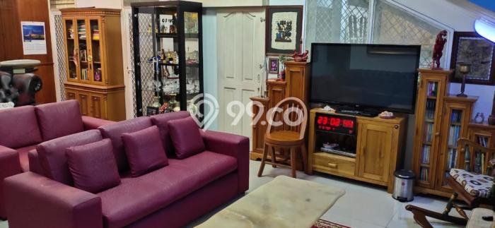 Rumah Elit LB 300m2 Siap Huni Desain Elegan di Mampang, Jakarta Selatan Rumah Elit LB 300m2 Siap Huni Desain Elegan di Mampang, Jakarta Selatan