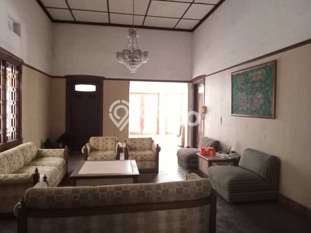 Dijual Rumah Mewah Elegan Dengan View Eksklusif di Sayap Dago, Bandung Dijual Rumah Mewah Elegan Dengan View Eksklusif di Sayap Dago, Bandung