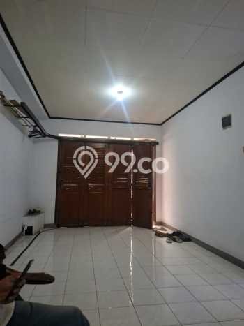 Rumah Luas Asri 6 KT Siap Huni di Soekarno Hatta Bandung Rumah Luas Asri 6 KT Siap Huni di Soekarno Hatta Bandung
