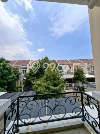 Hunian Cantik Minimalis Lb 200m2 di Cakung, Jakarta Timur Hunian Cantik Minimalis Lb 200m2 di Cakung, Jakarta Timur