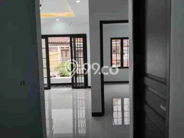 Rumah Luas Asri 4 KT Siap Huni di Pondok Kelapa Jakarta Timur Rumah Luas Asri 4 KT Siap Huni di Pondok Kelapa Jakarta Timur