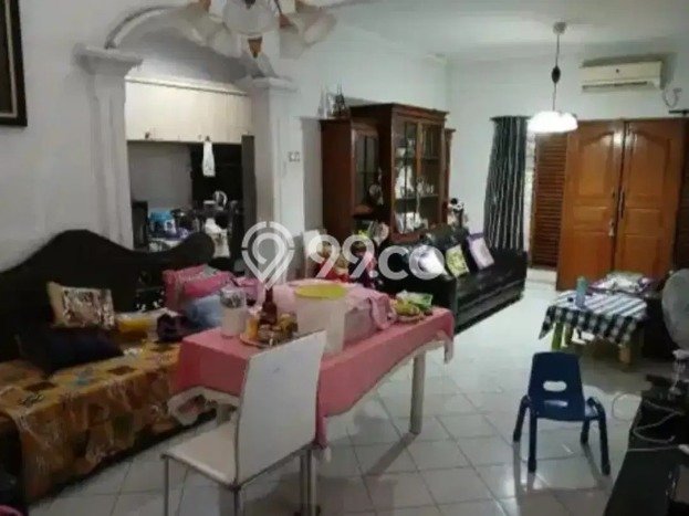 Jual Rumah Favorit Siap Huni LB 180m2 di Duren Sawit, Jakarta Timur Jual Rumah Favorit Siap Huni LB 180m2 di Duren Sawit, Jakarta Timur