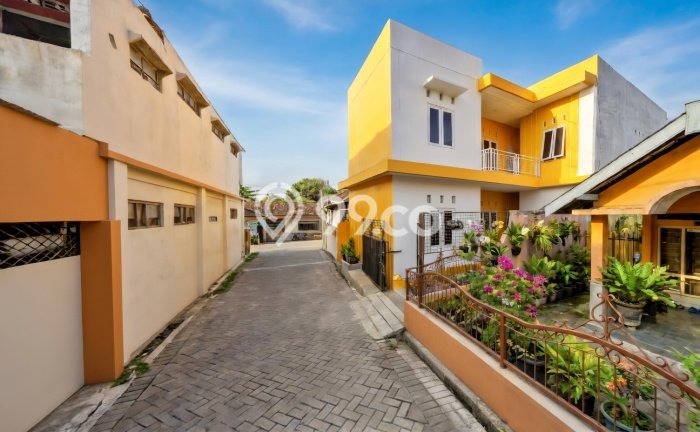 Rumah Kost untuk Dijual di Caturtunggal Punya 16 Kamar Rumah Kost untuk Dijual di Caturtunggal Punya 16 Kamar