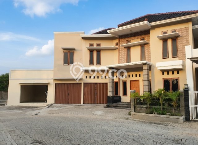 Rumah Minimalis 5 KT LT 164m2 di Maguwoharjo Rumah Minimalis 5 KT LT 164m2 di Maguwoharjo
