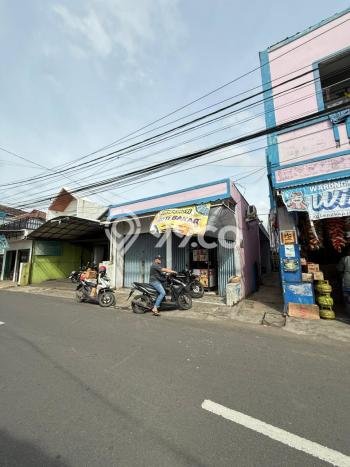 Rumah Mewah LB 450m2 Siap Pakai Desain Elegan di Pulogebang, Jakarta Timur Rumah Mewah LB 450m2 Siap Pakai Desain Elegan di Pulogebang, Jakarta Timur