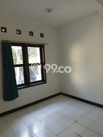 For Sale Rumah 5 Kamar Lokasi Strategis Nyaman dan Strategis di Antapani For Sale Rumah 5 Kamar Lokasi Strategis Nyaman dan Strategis di Antapani