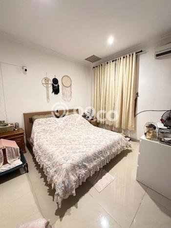 Rumah Eksklusif Siap Huni LT 162m2 di BSD, Tangerang Selatan Rumah Eksklusif Siap Huni LT 162m2 di BSD, Tangerang Selatan