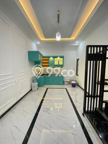 Rumah Strategis Modern Lb 140m2 di Jagakarsa, Jakarta Selatan Rumah Strategis Modern Lb 140m2 di Jagakarsa, Jakarta Selatan