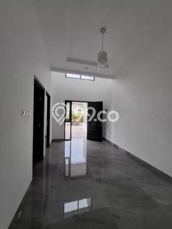 Dijual Rumah Strategis Bagus Punya 2 KT di Ciledug Tangerang - Dijual Rumah Strategis Bagus Punya 2 KT di Ciledug Tangerang -