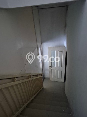 Unit Ruko Disewa Lokasi Banyumanik, Semarang Spesifikasi Luas Bangunan 112m2 Unit Ruko Disewa Lokasi Banyumanik, Semarang Spesifikasi Luas Bangunan 112m2
