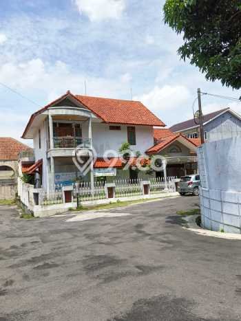Dijual Rumah Premium dengan Fasilitas Sekitar Lengkap di Banyumanik, Semarang Dijual Rumah Premium dengan Fasilitas Sekitar Lengkap di Banyumanik, Semarang