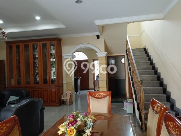 Rumah Luxury Modern Siap Huni di Bendungan Hilir Jakarta Pusat Rumah Luxury Modern Siap Huni di Bendungan Hilir Jakarta Pusat