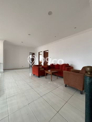 Rumah Disewakan Jakarta Selatan LT 400m2 LB 350m2 Area Pejaten Rumah Disewakan Jakarta Selatan LT 400m2 LB 350m2 Area Pejaten