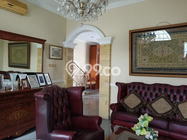 Rumah Luxury Modern Siap Huni di Bendungan Hilir Jakarta Pusat Rumah Luxury Modern Siap Huni di Bendungan Hilir Jakarta Pusat