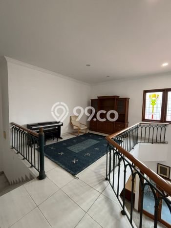 Rumah Disewakan Jakarta Selatan LT 400m2 LB 350m2 Area Pejaten Rumah Disewakan Jakarta Selatan LT 400m2 LB 350m2 Area Pejaten