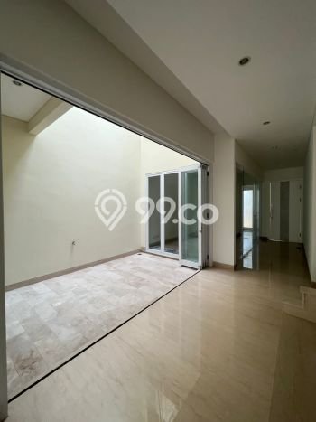 Dijual Rumah Luas Elegan Dengan View Cantik di Pejaten, Jakarta Selatan Dijual Rumah Luas Elegan Dengan View Cantik di Pejaten, Jakarta Selatan