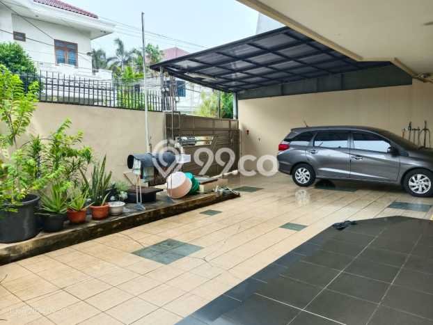 Hunian Elit LB 300m2 Siap Huni Desain Elegan di Jelambar, Jakarta Barat Hunian Elit LB 300m2 Siap Huni Desain Elegan di Jelambar, Jakarta Barat