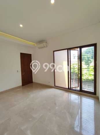 Rumah Elit LB 350m2 Siap Huni Desain Elegan di Kemang, Jakarta Selatan Rumah Elit LB 350m2 Siap Huni Desain Elegan di Kemang, Jakarta Selatan