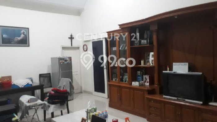 Dijual Rumah 4 Kamar Lokasi Ideal Bagus dan Strategis di Cimahi Selatan Dijual Rumah 4 Kamar Lokasi Ideal Bagus dan Strategis di Cimahi Selatan