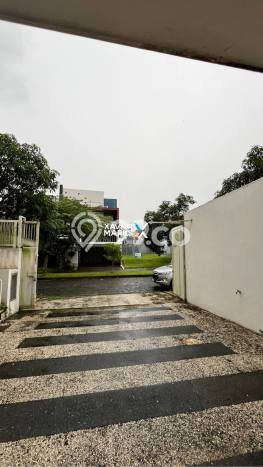 Ready to Use! Premium House LT 300m2 Desain Elegan di Araya Ready to Use! Premium House LT 300m2 Desain Elegan di Araya