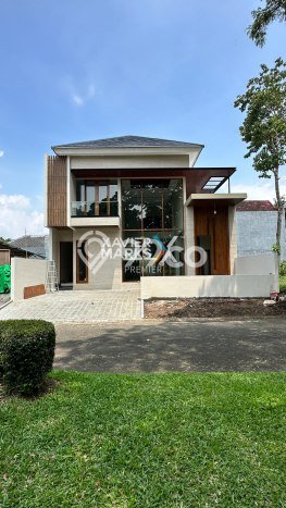 Jual Rumah Mewah Elegan Dengan View Eksklusif di Araya, Malang Jual Rumah Mewah Elegan Dengan View Eksklusif di Araya, Malang