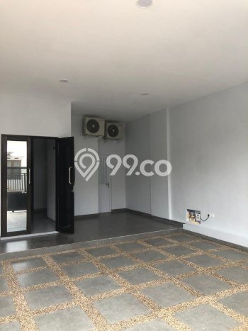 Unit Kost Dijual di Lowokwaru dengan 18 Kamar Tidur & Luas Bangunan 350m2 Unit Kost Dijual di Lowokwaru dengan 18 Kamar Tidur & Luas Bangunan 350m2