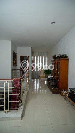 Rumah Luxury Modern Tanpa Renovasi di Villa Puncak Tidar Malang Rumah Luxury Modern Tanpa Renovasi di Villa Puncak Tidar Malang
