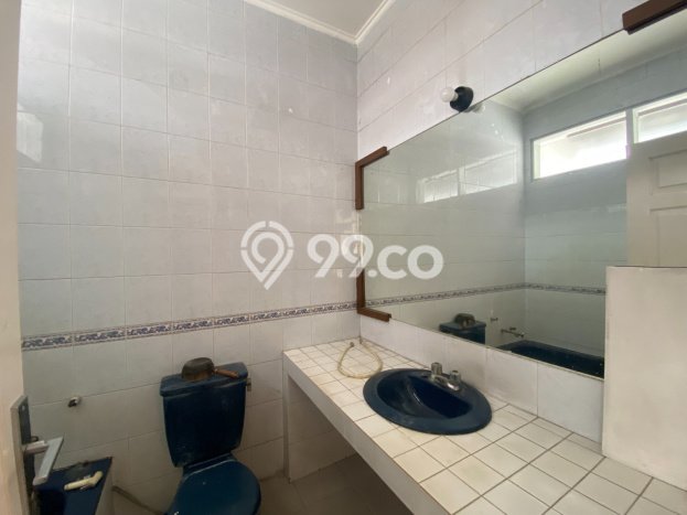 Siap Huni Rumah Mewah 4 Kamar di Kebayoran Baru Dekat ke Mana Pun Siap Huni Rumah Mewah 4 Kamar di Kebayoran Baru Dekat ke Mana Pun